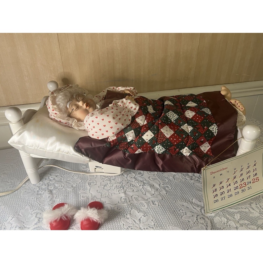 VINTAGE TELCO MOTION-ETTES SLEEP Ms Claus 90s ANIMATED SNORING IN BED W/ BOX H/M
